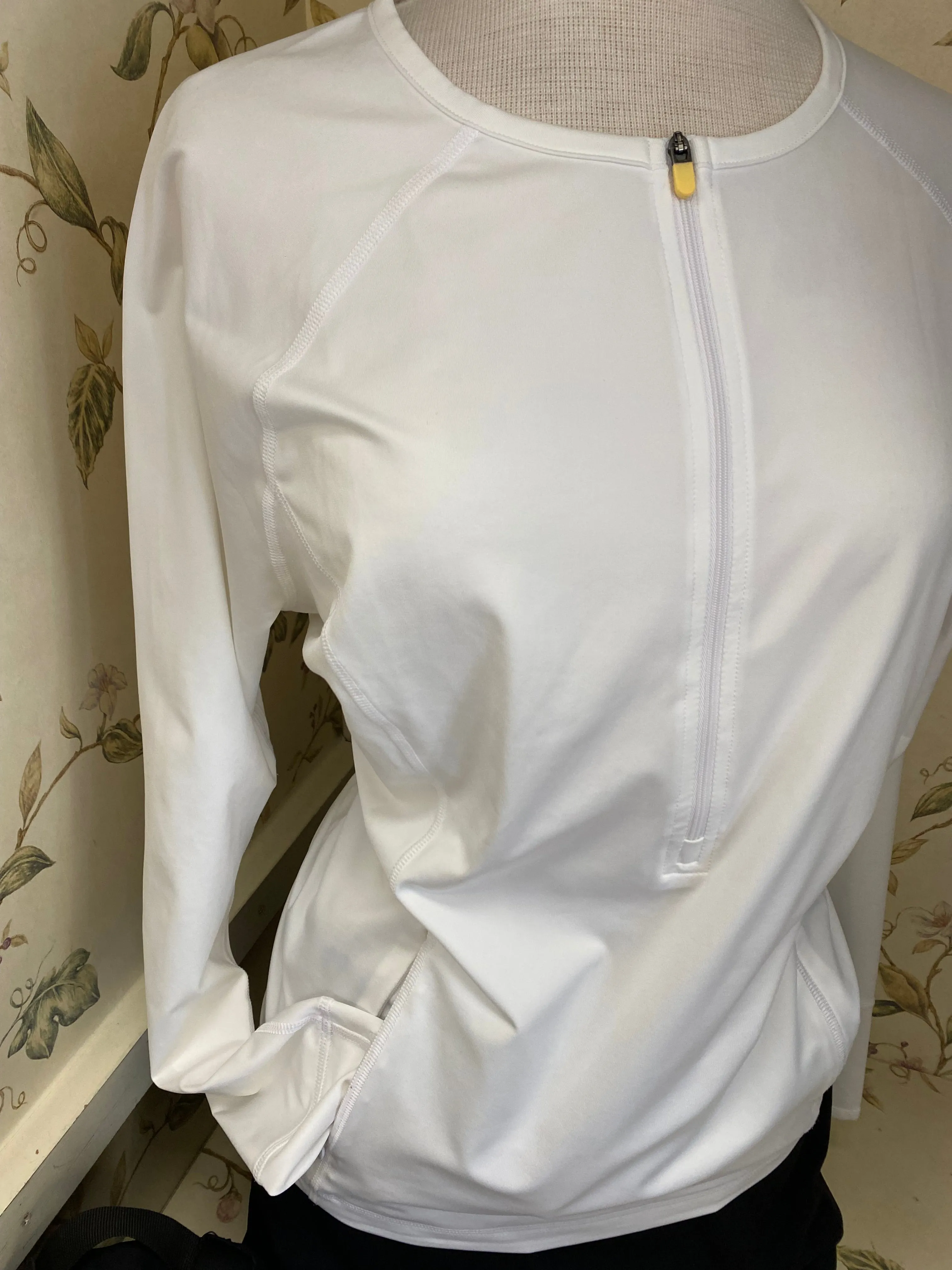 Lands' End White Activewear, Large